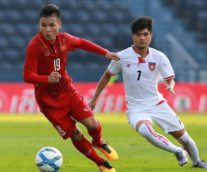 U22 Việt Nam gặp khó khi phải thi đấu trên sân cỏ nhân tạo ở SEA Games 30