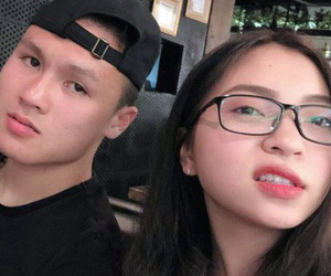 Quang Hải, Nhật Lê bất ngờ xóa trạng thái 'hẹn hò' trên Facebook, dân mạng ngán ngẩm 'thôi chia tay luôn đi'