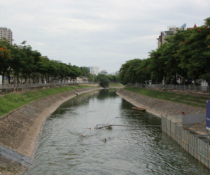 Nếu thời tiết không 'ủng hộ', sẽ lùi thí điểm xử lý ô nhiễm sông Tô Lịch sang mùa khô