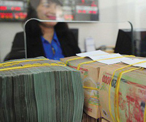 Tổng tài sản của nhiều ngân hàng sụt giảm, đã nhỏ lại càng nhỏ