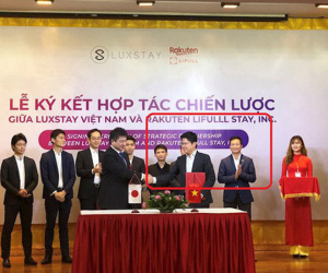 Nghi vấn dàn 'cá mập' là chỗ 'thân quen' với startup vừa nhận được deal 6 triệu USD Luxstay: Lộ hình ảnh Shark Hưng, Shark Việt cùng Shark Dzung trong sự kiện của Luxstay năm ngoái