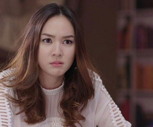 Khổ nhục chưa kìa, ôm hôn chồng người ta trên phố, kẻ thứ 3 trơ trẽn phải bồi thường 209 triệu cho vợ nhân tình