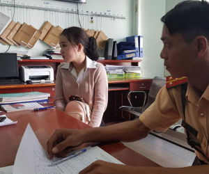 TP.HCM: Buồn bã trở lại chỗ làm, cô gái trẻ bất ngờ khi thấy xe máy của mình bị trộm bỏ lại ven đường