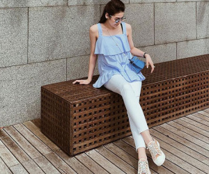 Style tân mẹ bỉm sữa của Tú Anh và Thanh Tú: Đều thanh lịch nhưng 4 tips thu gọn dáng mới đáng để 'ghi lòng tạc dạ'