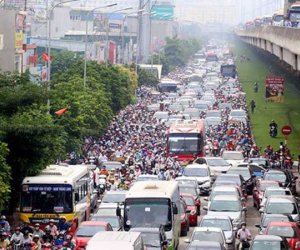 Hà Nội đề xuất thu phí vào nội đô: Khác gì 'dùng lu chống ngập'!