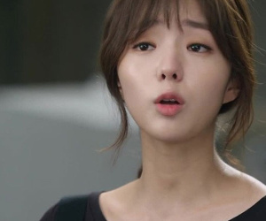 Bị chị chồng đòi lại chỉ vàng quà cưới, em dâu liền trả hẳn một chiếc hộp khiến chị ngại 'không có lỗ nẻ mà chui'