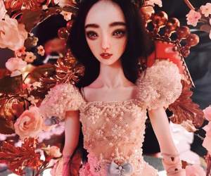 Mua một con búp bê 'bay' cả căn hộ, có đáng giá không?