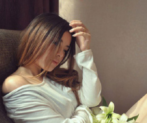 Dưới ánh đèn nhập nhoạng, tôi hoảng loạn nhận ra người nằm bên cạnh không phải bạn trai mình nhưng thái độ của anh và chuyện phía sau mới thật kinh khủng (P1)