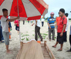 Thi thể nam sinh đuối nước ở biển Đà Nẵng trôi dạt vào Quảng Nam