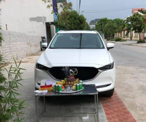 Chuyên gia nói gì về việc cúng xe ngày mùng 1 tháng 'cô hồn'
