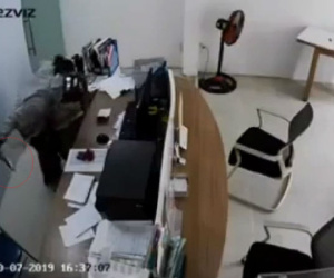 Lời khai của tên cướp kề dao vào cổ nhân viên cửa hàng điện thoại cướp tài sản