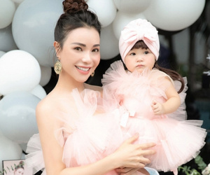 Nhân sinh nhật tròn 1 tuổi, Trà Ngọc Hằng lần đầu công khai hình ảnh của con