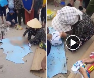 Tìm thấy thi thể bé trai hơn 1 tuổi, nghi bị lũ cuốn ở Thanh Hóa trôi dạt vào bờ biển