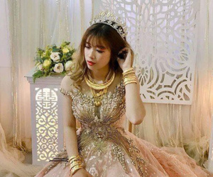 Những cô dâu 'số hưởng' với vòng vàng trĩu cổ: 'Gánh' nặng vậy ai cũng nguyện ý lấy chồng!
