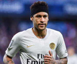 Sếp Barcelona lên tiếng, Neymar hết cửa rời PSG Hè này