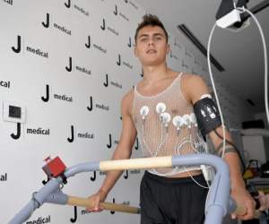 Kiểm tra y tế tại Juventus, Dybala đập tan tin đồn chuyển sang PSG