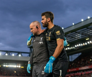 Alisson chấn thương nặng, chắc chắn vắng mặt trận tranh Siêu cúp châu Âu với Chelsea