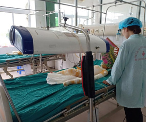 Vụ cô giáo mầm non đốt cồn dạy chống cháy nổ: 3 cháu bé bỏng nặng vẫn nguy kịch