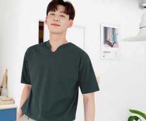 Chồng có xuề xòa đến đâu thì ít nhất vợ cũng phải sắm đủ 3 kiểu áo phông này để lên đồ luôn bảnh
