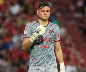 Văn Lâm nhận 2 bàn thua, Muangthong United đứt mạch 8 trận bất bại