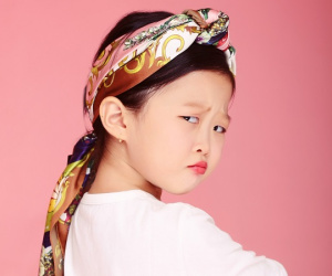 Bé 5 tuổi 3 lần vô địch Nhanh như chớp nhí: 'Chị Ba bất biến' là ai mà khiến hàng loạt sao Việt phát cuồng?