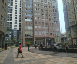 Hà Nội: Hoảng hồn phát hiện thi thể người lớn tuổi nghi rơi từ tầng cao của chung cư Vinaconex xuống đất