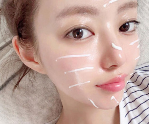 Ít ai nói cho bạn biết nhưng ngoài 20 tuổi chỉ cần làm được 5 điều sau thì làn da muốn già đi cũng khó
