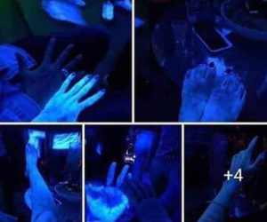 Kinh hãi hình ảnh cơ thể cô gái phát sáng như zombie khi thoa kem dưỡng sau tắm trắng