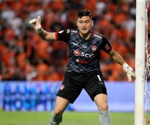 Văn Lâm mắc sai lầm khiến Muangthong United bị cầm chân đáng tiếc