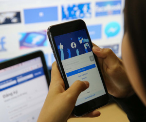 Facebook sẽ gỡ bỏ những tài khoản không định danh