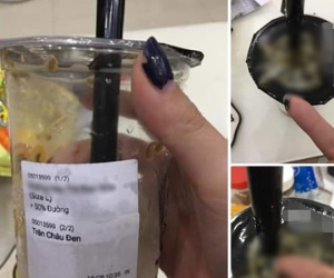 Uống hết cốc trà sữa mới phát hiện 'vật thể lạ', cô nàng khóc ròng khi nhè ra miếng trân châu 'hình ruồi'