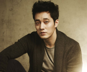 So Ji Sub và tình yêu ở tuổi 42: Sau 20 năm chờ đợi cuối cùng cũng đã đủ dũng khí để yêu đương, chân chính bảo vệ người con gái của riêng mình
