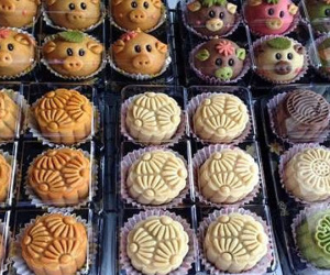 Bánh trung thu Hanmade bán trên mạng xã hội 'thả nổi' chất lượng