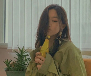 Tròn 13 tuổi, Lý Yên gây sốt vì quá thần thái, có khả năng vượt xa Vương Phi