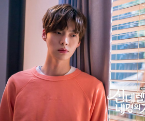 Giữa bão ly hôn với Goo Hye Sun, Ahn Jae Hyun khánh kiệt tới mức phải đi vay tiền ngân hàng