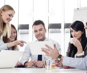 Lao động nước ngoài vào Việt Nam tăng nhanh, hưởng lương cao