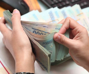 Lãi suất liên tục tăng, lời cảnh báo từ Ngân hàng Nhà nước