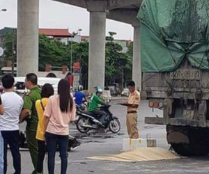Cô gái đi xe máy ngã ra đường bị xe container chèn qua tử vong trong ngày đầu nghỉ lễ 2/9