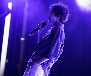 Quá nửa đêm, Vũ Cát Tường vẫn cực 'phiêu' khi tập luyện cho liveshow tại Hà Nội