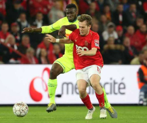 Tài năng trẻ một thời của Barca theo chân Văn Hậu đến Heerenveen
