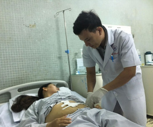 Căn bệnh khiến lá lách cô gái nặng hơn 5kg, dài nửa mét