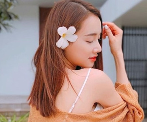 Nhã Phương gầy trơ xương sau khi sinh con gây ‘sốc’