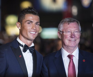 Ronaldo nhận lời chúc đặc biệt từ Sir Alex sau thành tích vô tiền khoáng hậu