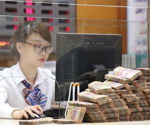 Lãi suất tăng mạnh hơn 9%, nhu cầu tiền VND tăng cao