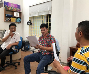 Các nghệ sĩ Quốc Khánh, Công Lý, Xuân Bắc tập chương trình Táo Quân sớm để chuẩn bị cho Tết?