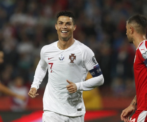 Ronaldo tàn phá hàng loạt kỷ lục sau cú poker vào lưới Lithuania