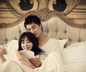 Vợ ngoan quyết 'chơi lớn' một lần để chiều chồng, nào ngờ bao tưởng tượng lại kết thúc bằng đêm tân hôn kinh hoàng