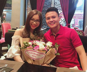 Cư dân mạng 'soi' ra Nhật Lê và Quang Hải check-in cùng một địa điểm vào ngày Trung thu