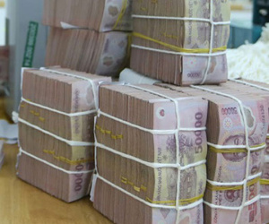 Ngân hàng Nhà nước giảm lãi suất: Tiền tươi thóc thật