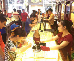 Giá vàng hôm nay ngày 17/9: Vàng vọt tăng, ‘nhảy’ khỏi ngưỡng 1.500 USD/ounce
